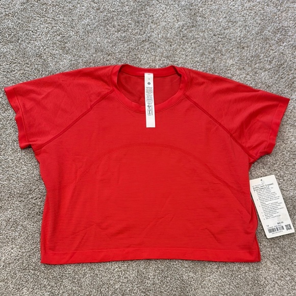 NWT- Lululemon Swiftly Tech Cropped Short-Sleeve Shirt 2.0 - Picture 4 of 5